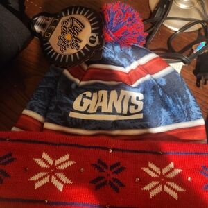 New York Giants Blue and Red Light-Up Beanie.